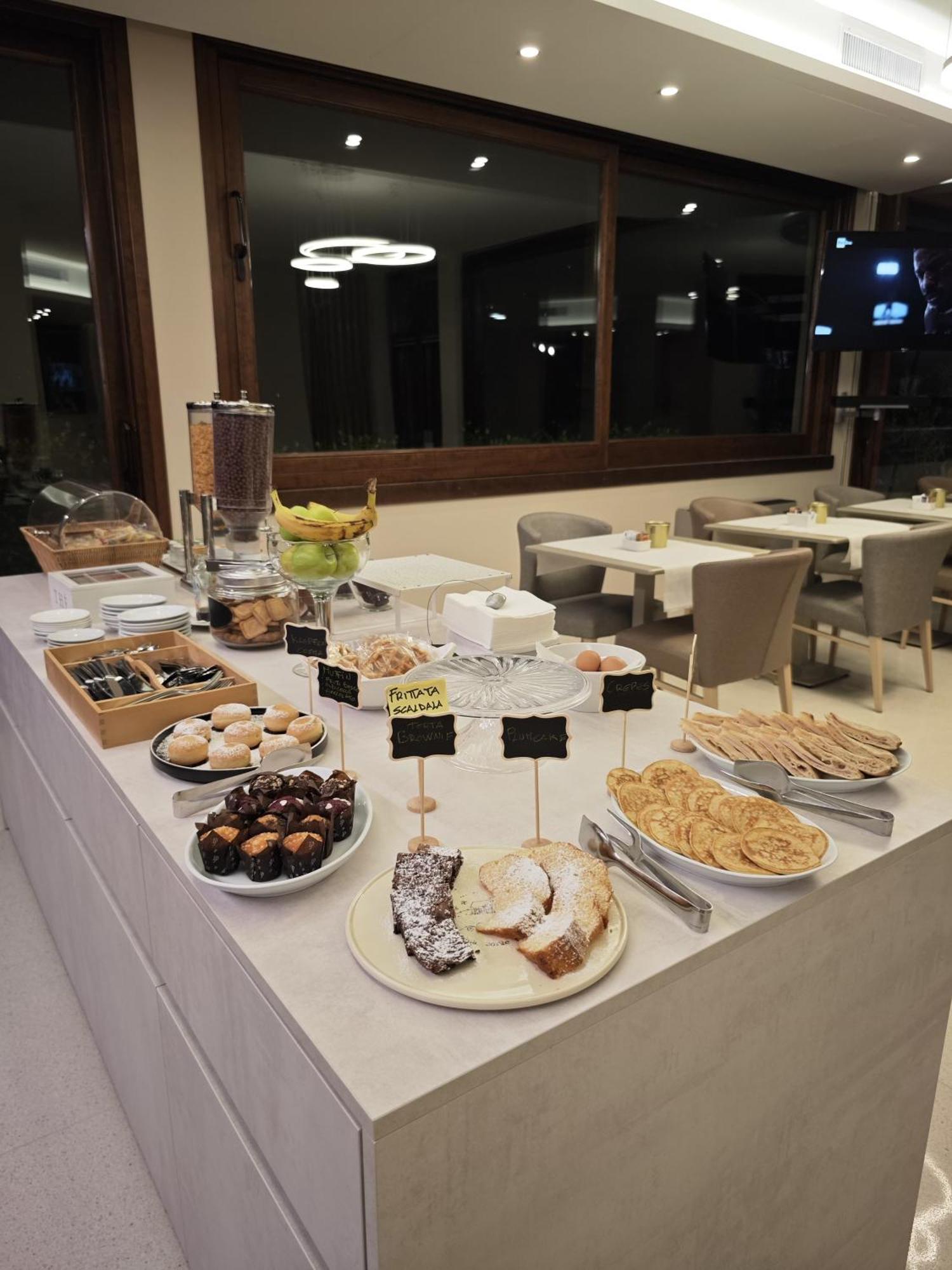 Albergo Grappolo D'Oro Montebelluna Zewnętrze zdjęcie