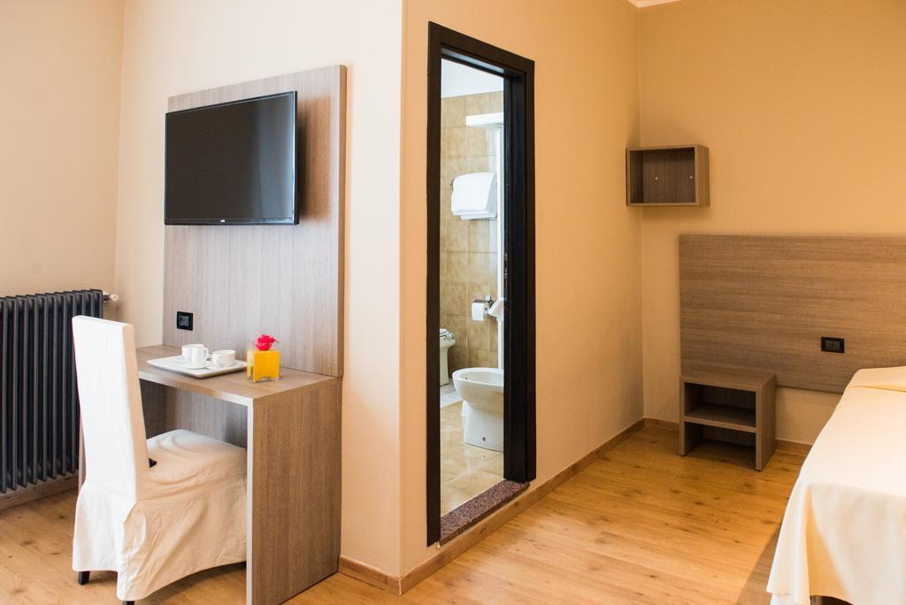 Albergo Grappolo D'Oro Montebelluna Zewnętrze zdjęcie